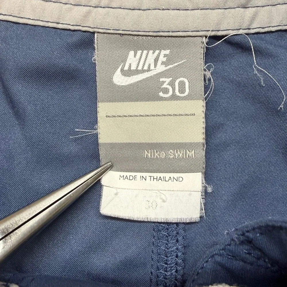 Nike‎ Swim Mens Blue Tropical Floral Board Shorts Size 30 Cargo Pocket Trunks